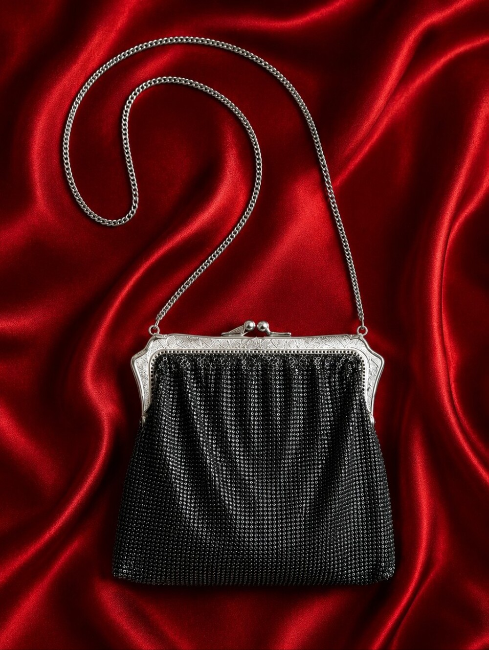 Vintage Oroton Gunmetal Mesh Kiss Lock Whimsigoth 70s Chainmail Evening Bag